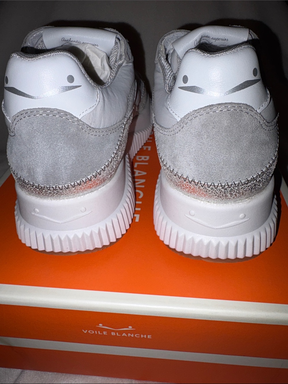 NWT VOILE BLANCHE Lana Fresh Metallic Sneaker in Silver Grey - Picture 10 of 14